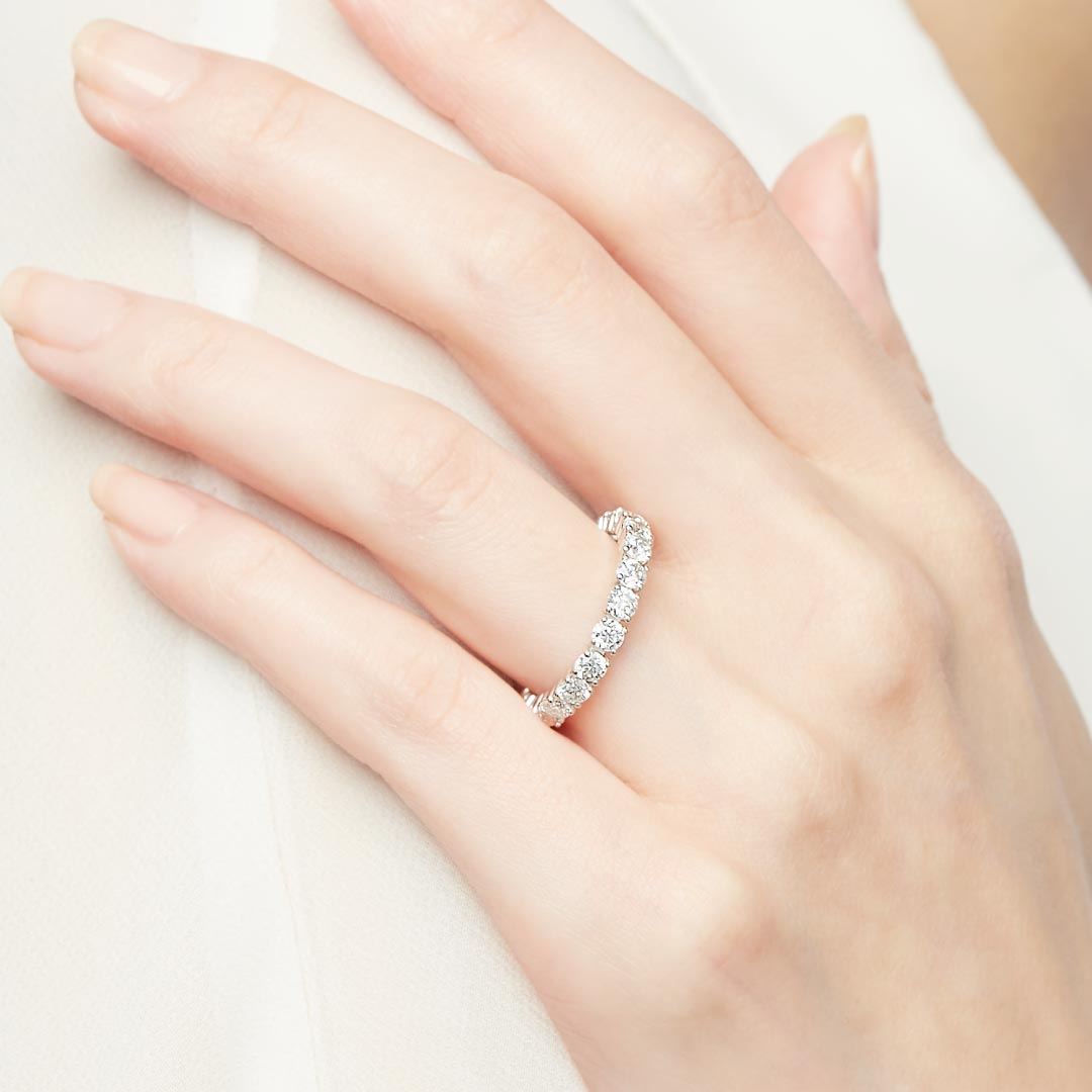 ふたりらしさが大事】結婚指輪にダイヤを 入れるべき？そのメリット