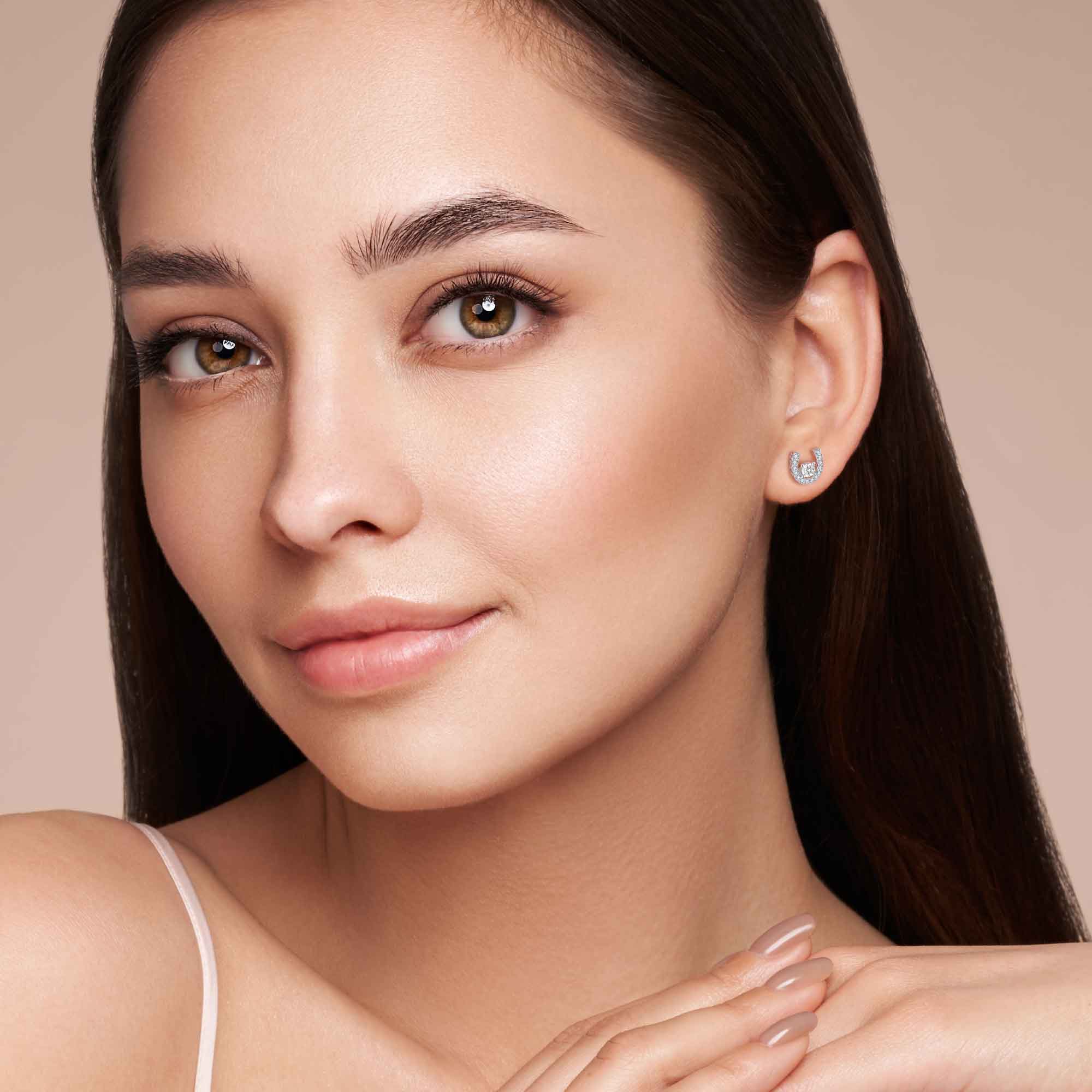 0.78ct モアサナイト ホースシュー ソリティア ピアス シルバー925