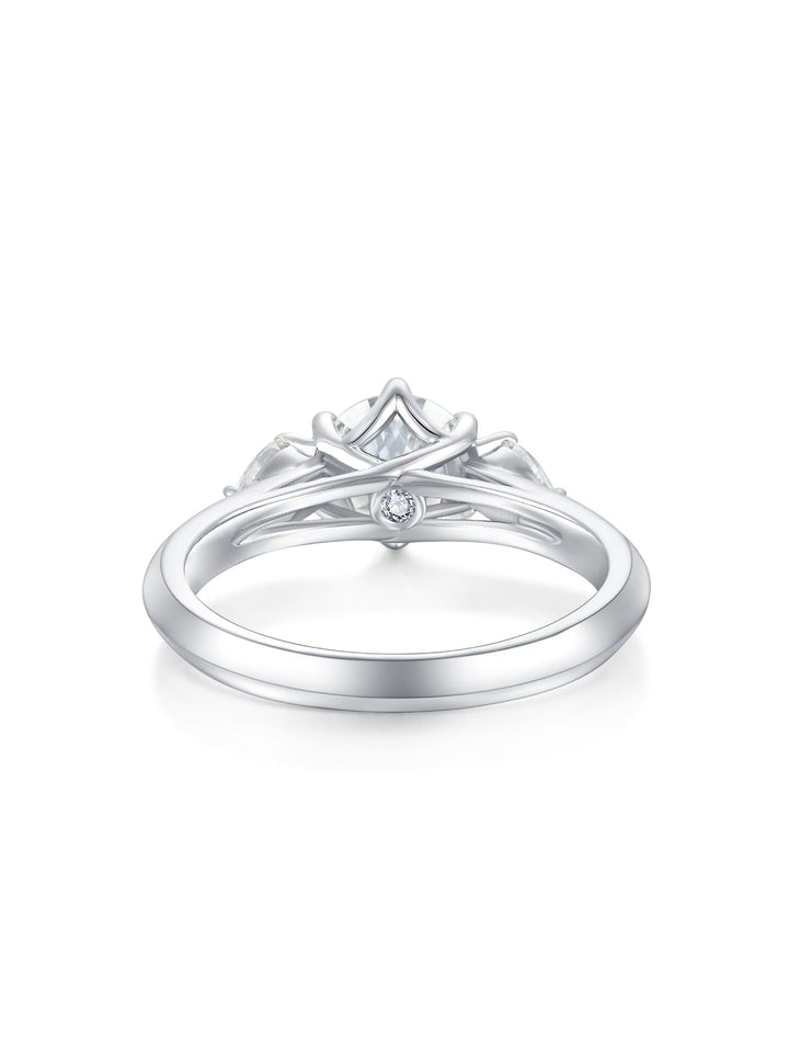 1.435ct プラチナ 6つ爪 3ストーン リング