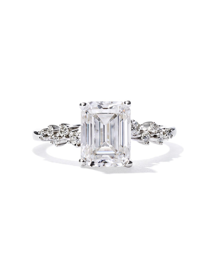 2.13ct プラチナ 4本爪 エメラルド リング