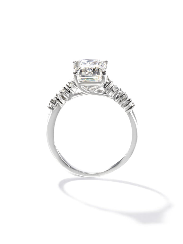 3.13ct プラチナ 4本爪 エメラルド リング