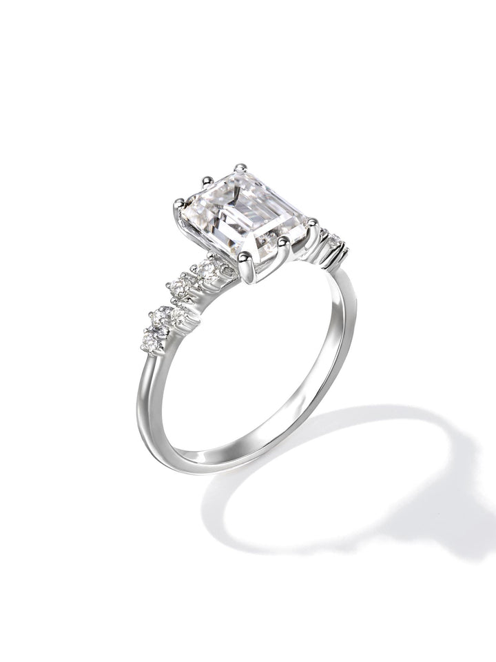 2.17ct プラチナ 6本爪 エメラルド リング