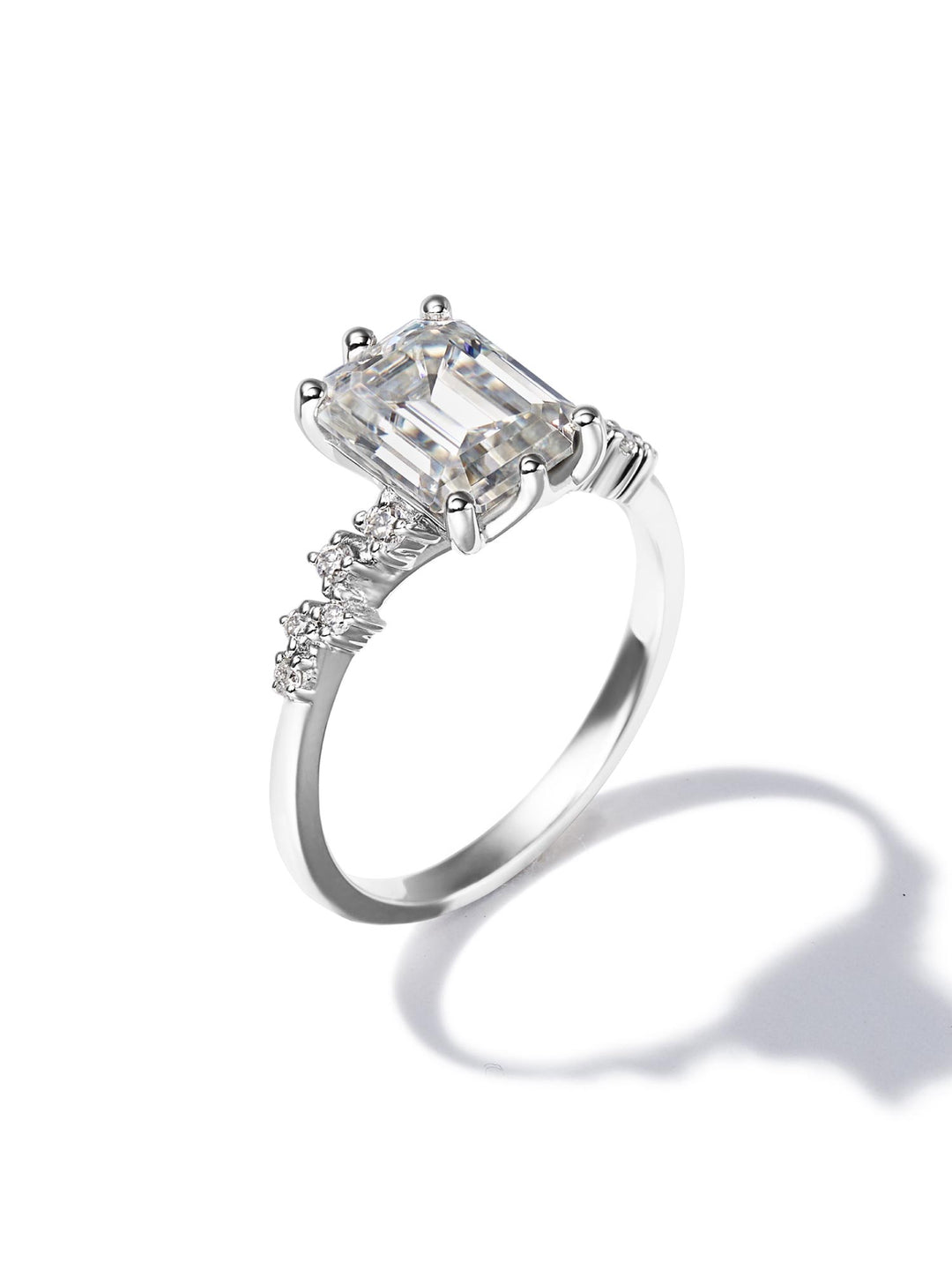 3.17ct プラチナ 6本爪 エメラルド リング